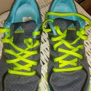 Adidas tennis shoes
